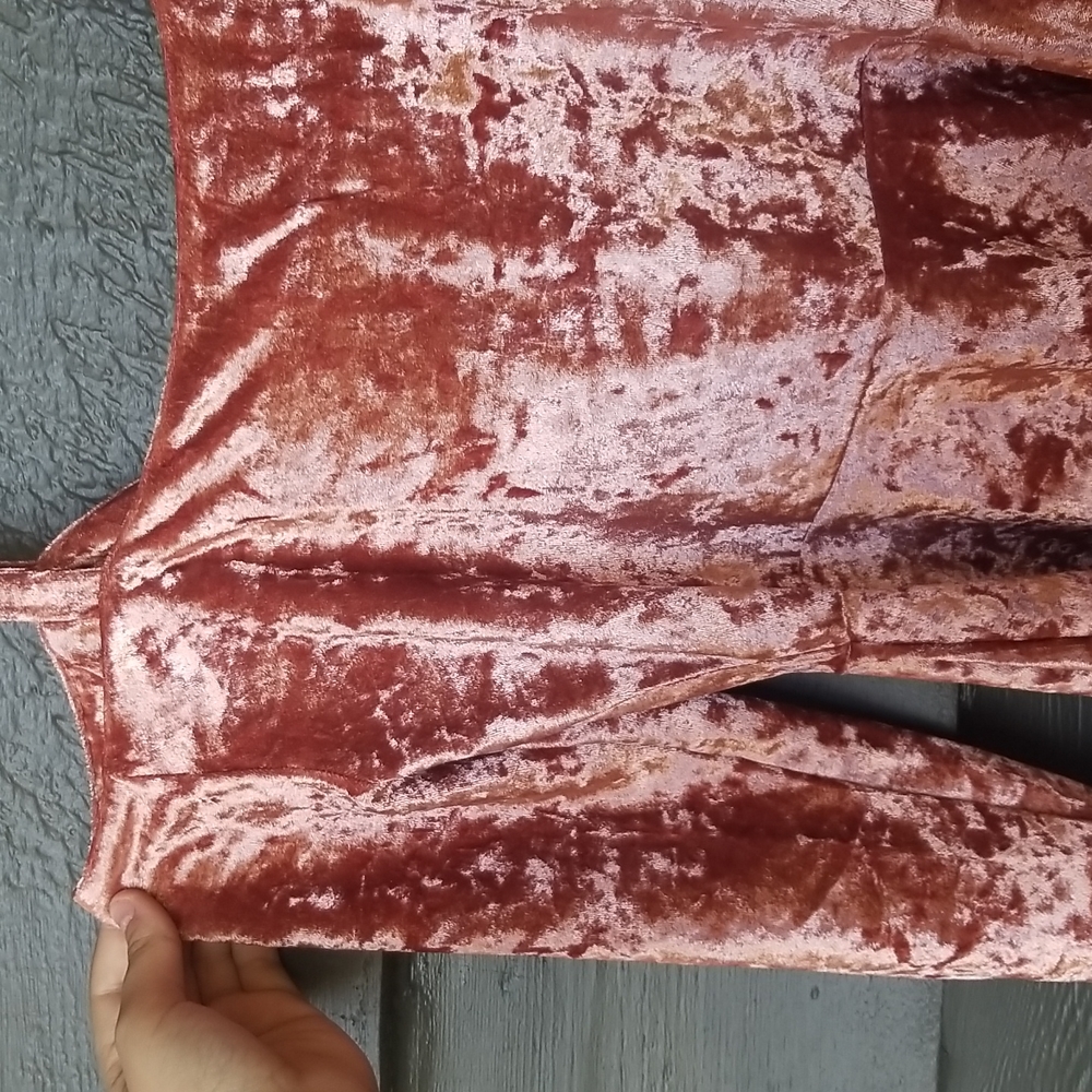 196 crushed velvet peplum off the shoulder top sz S - Picture 2 of 7